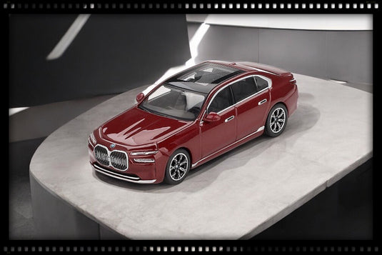 Bmw I7 XDRIVE60 AVENTURIN ROOD 2023 (LHD) MINI GT 1:64