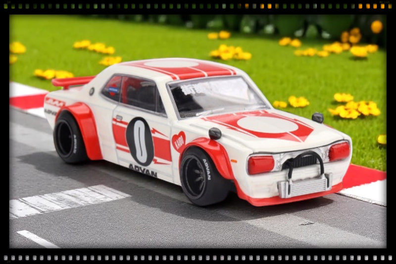 Load image into Gallery viewer, Nissan SKYLINE GT-R (KPGC10) KAIDO WORKS V2 1969  MINI GT 1:64
