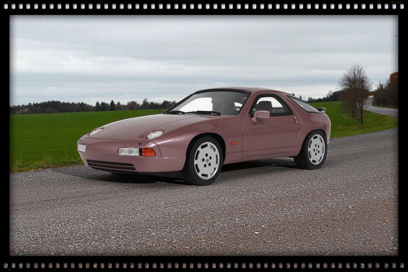 Laad de afbeelding in de Gallery-viewer, Porsche 928 S ROOS 1980 GT SPIRIT 1:18
