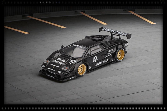 Lamborghini COUNTACH LB- WORKS ZWART 2024 MINI GT 1:64