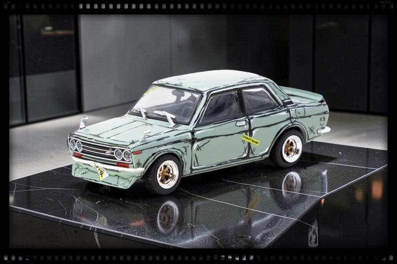 Load image into Gallery viewer, DATSUN 510 BLUEBIRD WAGON SSS 1973 TARMAC WORKS 1:64
