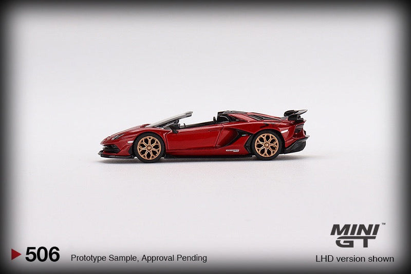 Laad de afbeelding in de Gallery-viewer, Lamborghini Aventador SVJ Roadster (RHD) MINI GT 1:64
