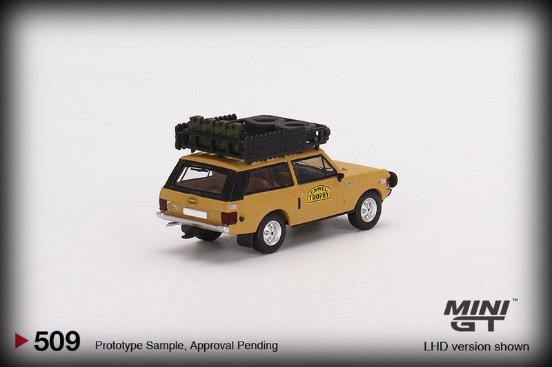 Laad de afbeelding in de Gallery-viewer, Range Rover Camel Trophy Papua New Guinea Team USA 1982 (LHD) MINI GT 1:64
