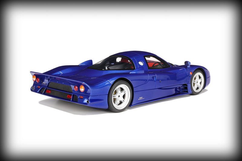 Laad de afbeelding in de Gallery-viewer, Nissan R390 GT1 Road Car 1997 GT SPIRIT 1:18
