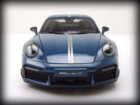 Porsche 911 (992) Turbo S coupé Sport Design 2021 MINICHAMPS 1:18