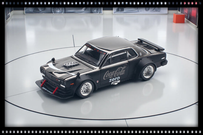 Nissan Skyline GT-R V8 Drift *Hakosuka* *Coca-Cola zero* Chrome noir POP RACE 1:64