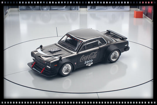 Nissan Skyline GT-R V8 Drift *Hakosuka* *Coca-Cola zero* Chrome noir POP RACE 1:64