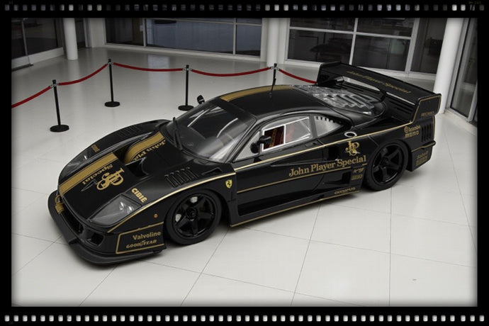 Ferrari F40 LM JPS 1996 Noir (ÉDITION LIMITÉE Nr.25/75 Avec base en cuir & Case) TECNOMODEL 1:18