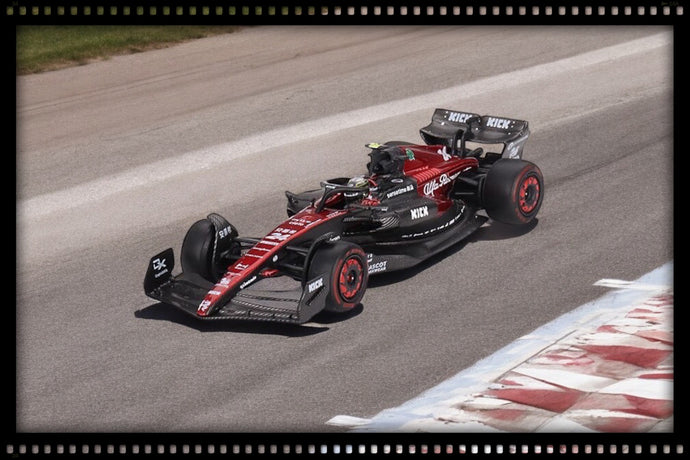 Alfa Romeo C43 #24 Zhou Guanyu 2023 F1 2023 Australian GP (LHD) MINI GT 1:64