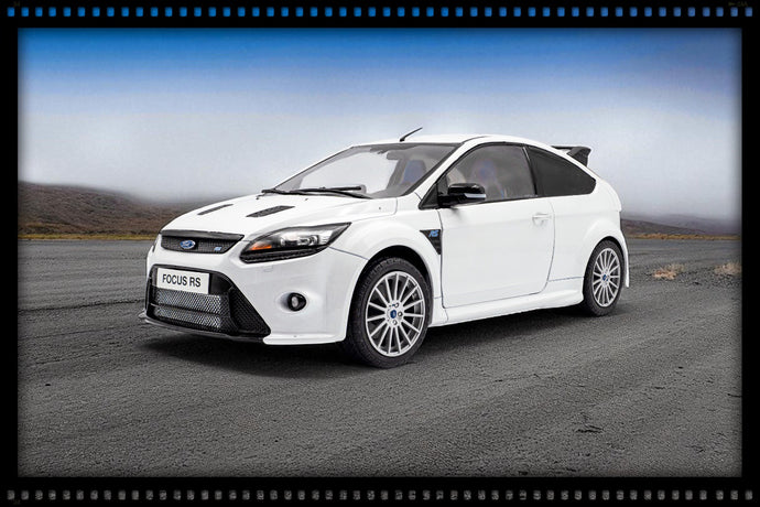 Ford FOCUS RS MK2 PACK RS BLANC 2009 SOLIDO 1:18