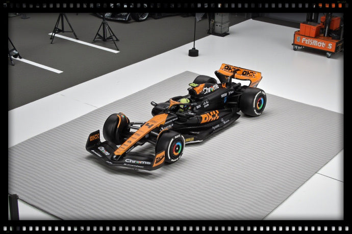 McLaren MCL60 #4 LANDO NORRIS GP DU JAPON 2ÈME PLACE 2023 (LHD) MINI GT 1:64