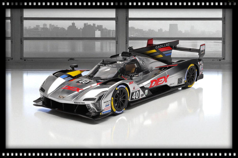 Laad de afbeelding in de Gallery-viewer, Cadillac V-SERIES.R #40 CADILLAC WAYNE TAYLOR RACING DAYTONA 24 UUR 2025 TOP SPEED 1:18

