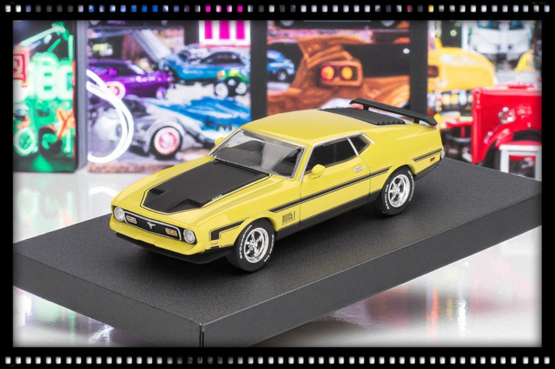 Laad de afbeelding in de Gallery-viewer, Ford MUSTANG MACH 1 GRABBER GEEL 1971 (LHD) MINI GT 1:64
