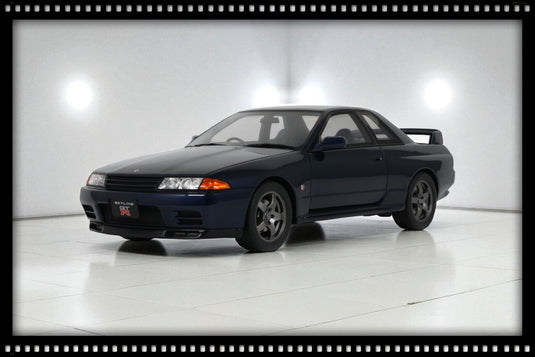 Nissan SKYLINE GT-R (BNR32) BLEU FONCÉ NACRÉ TH1 1993 OTTOmobile 1:18