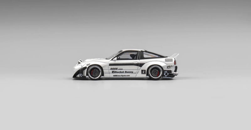Chargez l&#39;image dans la visionneuse de la galerie, Nissan Rocket Bunny 180SX Blanc MICROTURBO 1:64
