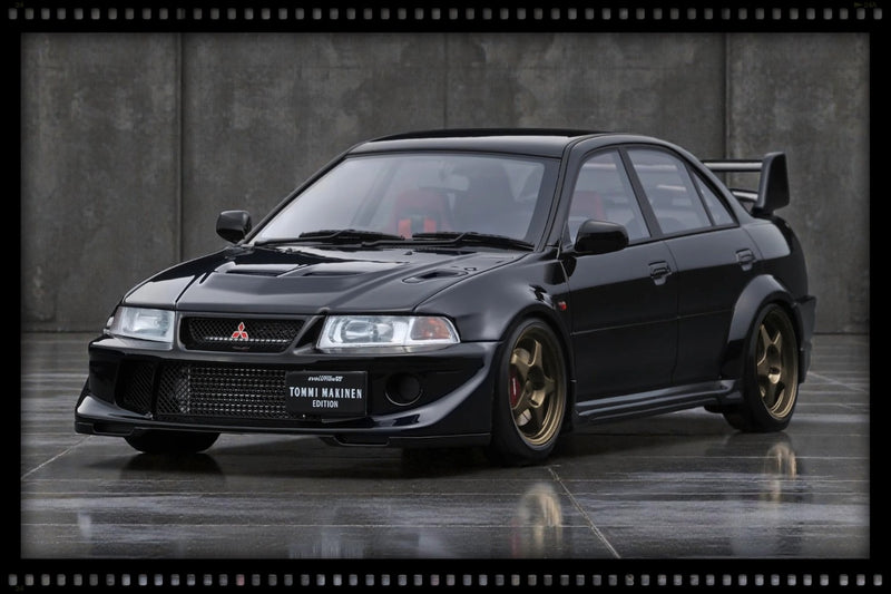 Chargez l'image dans la visionneuse de la galerie, MITSUBISHI LANCER EVOLUTION IV (CN9A) NOIR IGNITION MODEL 1:18
