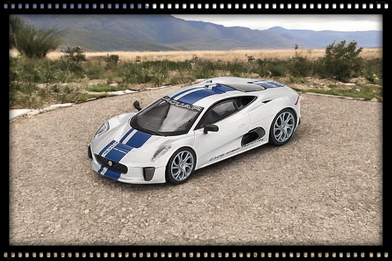 Load image into Gallery viewer, Jaguar C-X75 2010 Silver (LHD) MINI GT 1:64
