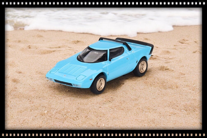 Lancia STRATOS HF STRADALE 1975 (LHD) MINI GT 1:64