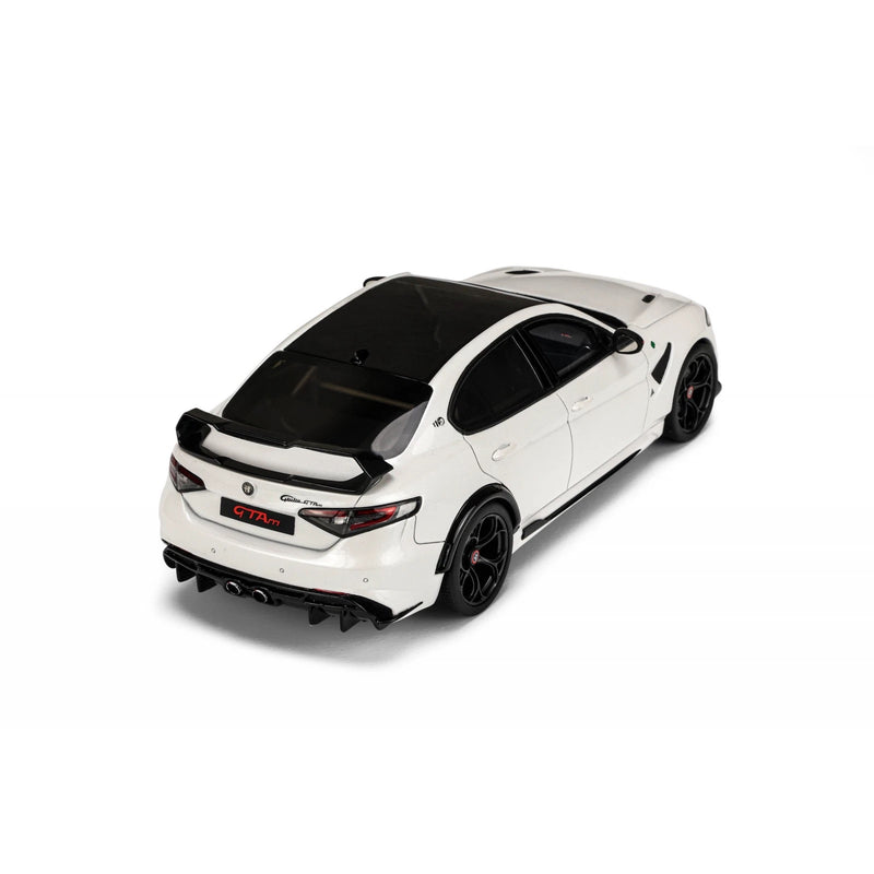 Chargez l&#39;image dans la visionneuse de la galerie, Alfa Romeo GIULLIA GTAm Trofeo BLANC 2020 OTTOmobile 1:18
