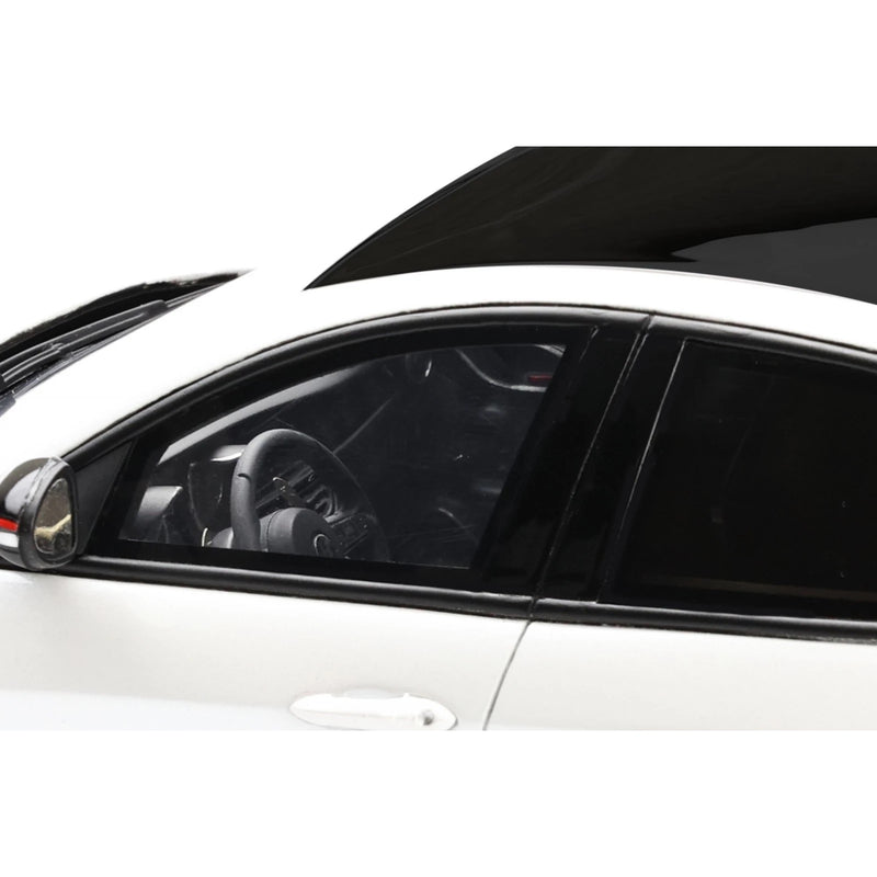 Chargez l&#39;image dans la visionneuse de la galerie, Alfa Romeo GIULLIA GTAm Trofeo BLANC 2020 OTTOmobile 1:18
