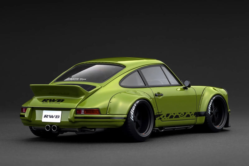 Laad de afbeelding in de Gallery-viewer, Porsche RWB Backdate Groen IGNITION MODEL 1:18
