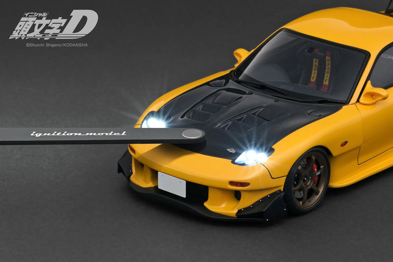 Load image into Gallery viewer, Mazda RX-7 (FD3S) Initial D &quot;With LED light/USB Type-C cable is not included&quot; YELLOW IGNITION MODEL 1:18
