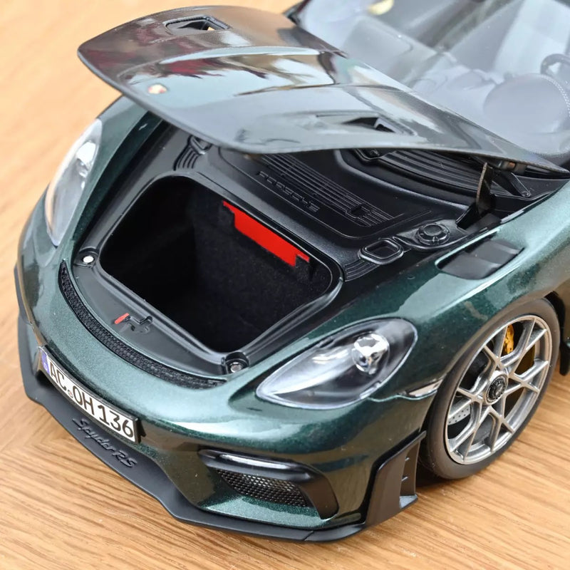 Load image into Gallery viewer, Porsche 718 SPYDER RS Weissach 2023 GREEN NOREV 1:18
