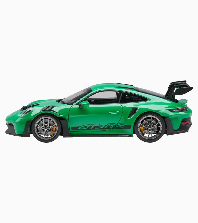 Chargez l'image dans la visionneuse de la galerie, Porsche 911 GT3 RS (992) Vert - LIMITED EDITION - PORSCHE DEALERMODEL 1:18

