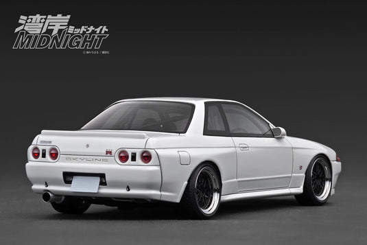 Nissan Skyline GT-R (R32) *MIDNIGHT Reina's R* Blanc IGNITION MODEL 1:18