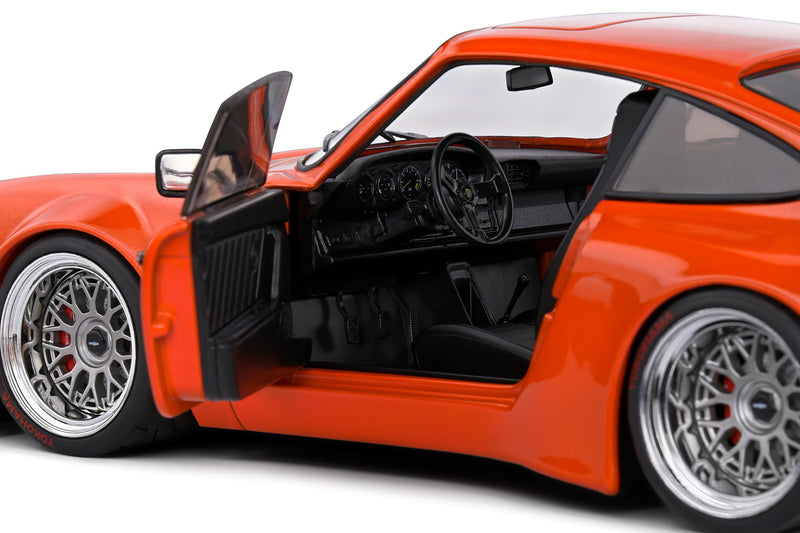 Laad de afbeelding in de Gallery-viewer, Porsche RWB KS-R ORANJE 2022 SOLIDO 1:18
