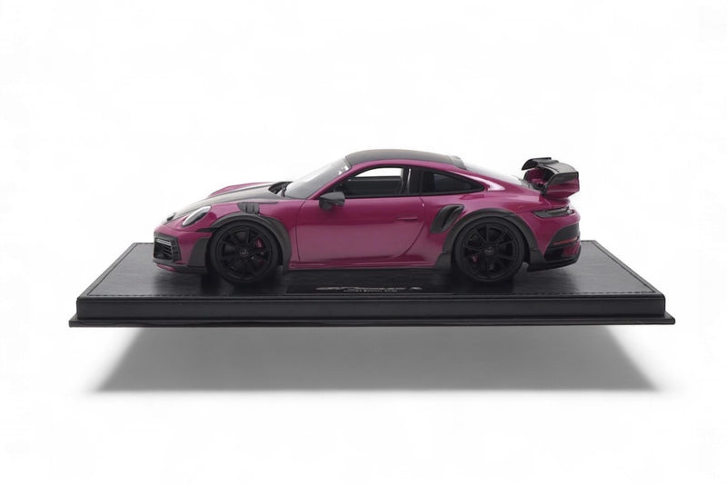 Laad de afbeelding in de Gallery-viewer, Porsche 911 (992) TECHART GTstreet R Robijnrood - Limited Edition 3 van 20 stuks - TECHART 1:18
