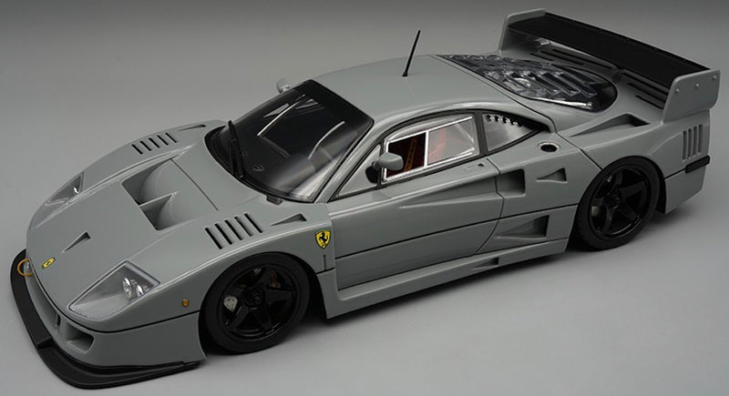Chargez l&#39;image dans la visionneuse de la galerie, Ferrari F40 LM 1996 Press Version Gris avec jantes noires (ÉDITION LIMITÉE Nr.67/90 Avec base en cuir / Sans Case) TECNOMODEL 1:18

