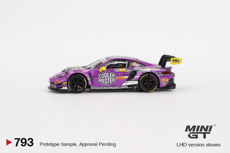 Chargez l'image dans la visionneuse de la galerie, PORSCHE 911 (992) GT3 R #27 HUBAUTO RACING 70TH MACAU GRAND PRIX 2023 MINI GT 1:64
