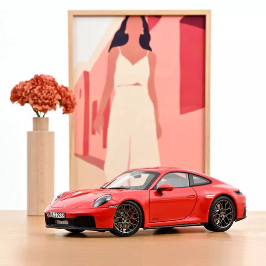 PORSCHE 911 CARRERA 2025 ROOD NOREV 1:18