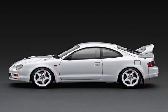 Toyota Celica GT-FOUR (ST205) White IGNITION MODEL 1:18