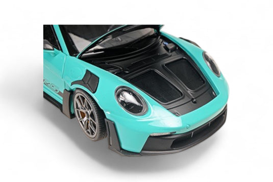 Porsche 911 (992) GT3RS 2024 VERT AVEC ROUES GRIS FONCÉ MINICHAMPS 1:18