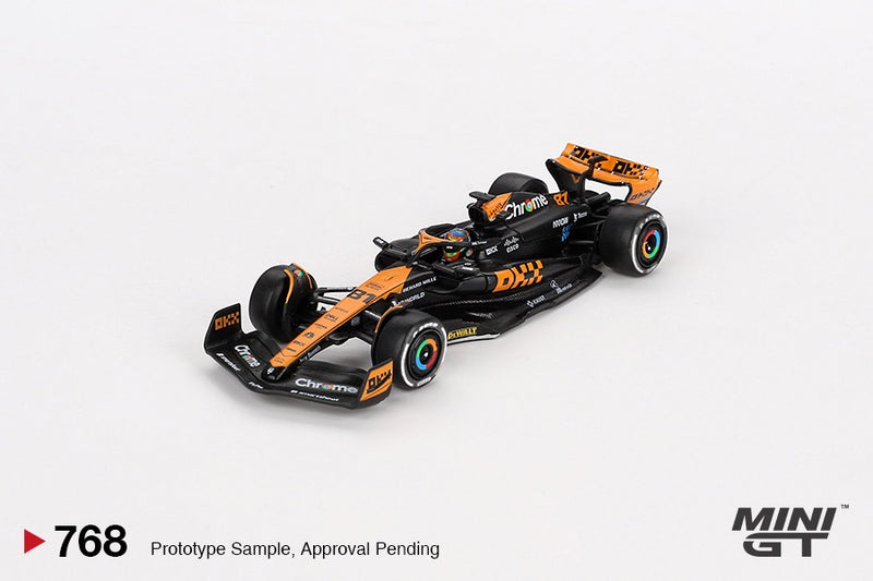 Chargez l&#39;image dans la visionneuse de la galerie, McLaren MCL60 #81 OSCAR PIASTRI GP DU JAPON 3ÈME PLACE 2023 (LHD) MINI GT 1:64
