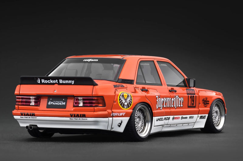 Chargez l&#39;image dans la visionneuse de la galerie, Mercedes-Benz PANDEM 190 Orange IGNITION MODEL 1:18
