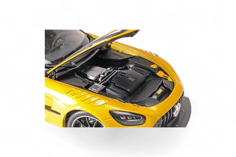 Laad de afbeelding in de Gallery-viewer, Mercedes-Benz AMG GT BLACK SERIES 2021 METAALGEEL (SOLARBEAM) MINICHAMPS 1:18
