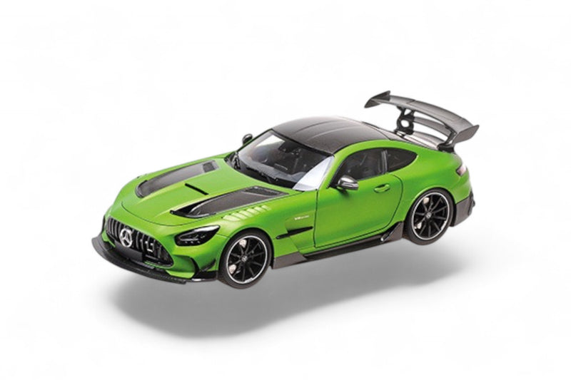 Load image into Gallery viewer, Mercedes-Benz AMG GT BLACK SERIES 2021 MATT GREEN MINICHAMPS 1:18
