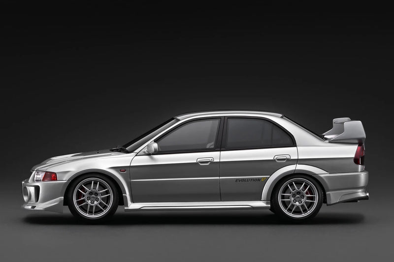 Chargez l'image dans la visionneuse de la galerie, MITSUBISHI LANCER EVOLUTION V (CP9A) ARGENTÉ IGNITION MODEL 1:18
