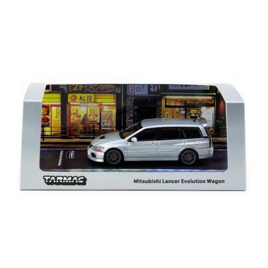 Load image into Gallery viewer, Mitsubishi LANCER EVOLUTION WAGON SILVER TARMAC WORKS 1:64
