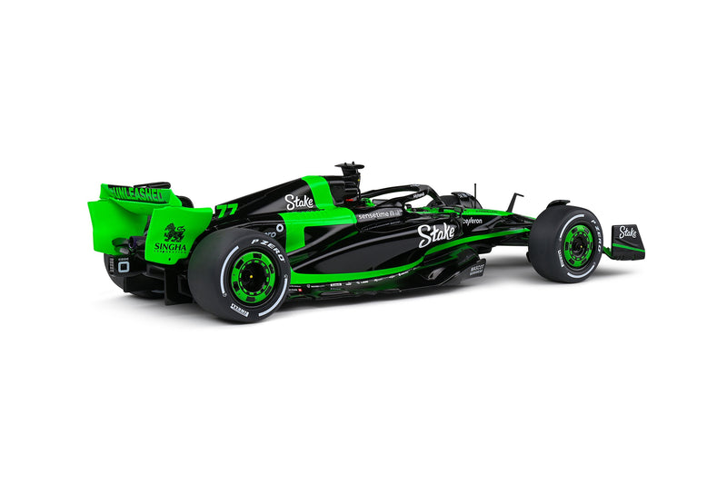 Chargez l&#39;image dans la visionneuse de la galerie, Kick SAUBER C44 SHOWCAR VERSION NOIR / VERT 2024 SOLIDO 1:18

