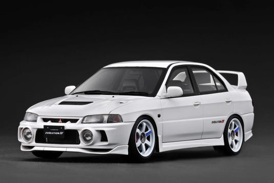 Mitsubishi Lancer Evolution IV (CN9A) Blanc IGNITION MODEL 1:18