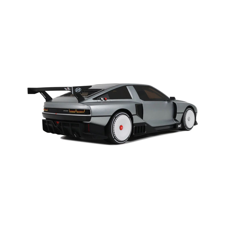 Laad de afbeelding in de Gallery-viewer, Hyundai N VISION 74 MAT ALUMINIUM 2022 OTTOmobile 1:18
