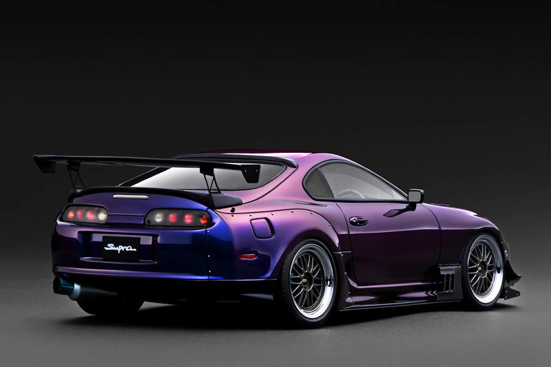 Laad de afbeelding in de Gallery-viewer, TOYOTA SUPRA RZ (JZA80) PAARS IGNITION MODEL 1:18
