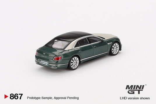 Bentley FLYING SPUR WIT ZAND GROEN 2024 (LHD) MINI GT 1:64
