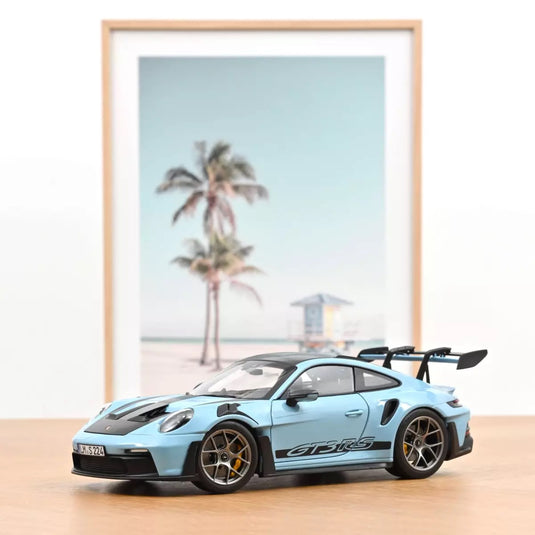 Porsche 911 GT3 RS avec Pack Weissach 2022 Bleu NOREV 1:18