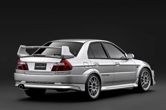 MITSUBISHI LANCER EVOLUTION V (CP9A) ARGENTÉ IGNITION MODEL 1:18