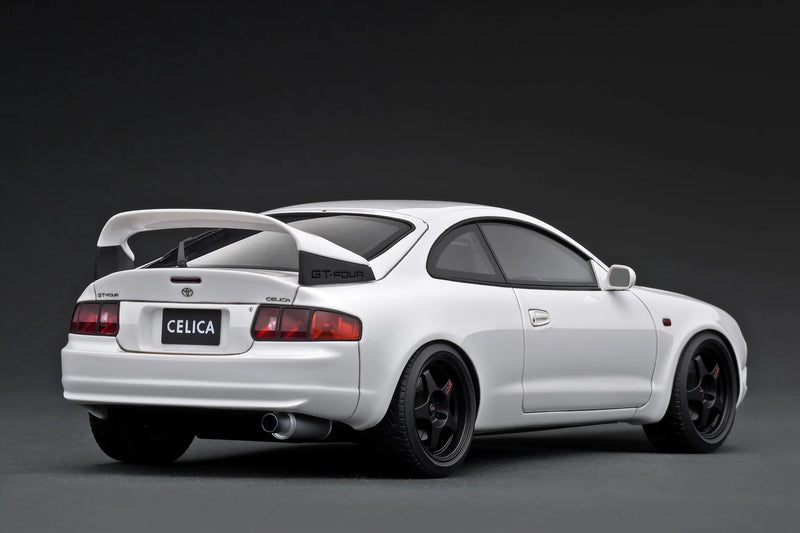 Load image into Gallery viewer, TOYOTA CELICA GT-FOUR (ST205) WHITE IGNITION MODEL 1:18
